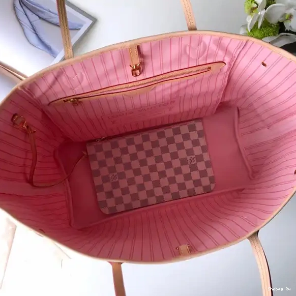 GM Louis Neverfull Vuitton 0619